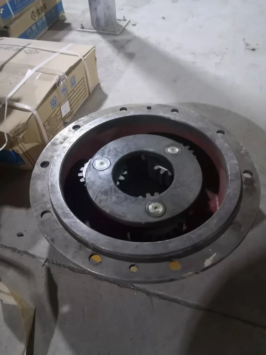 Редуктор бортовой 500F — 250300302